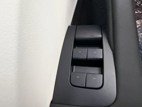 Used 2024 Tesla Model 3 Performance image 30