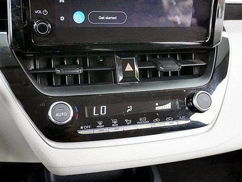 Used 2025 Toyota Corolla LE FWD image 26