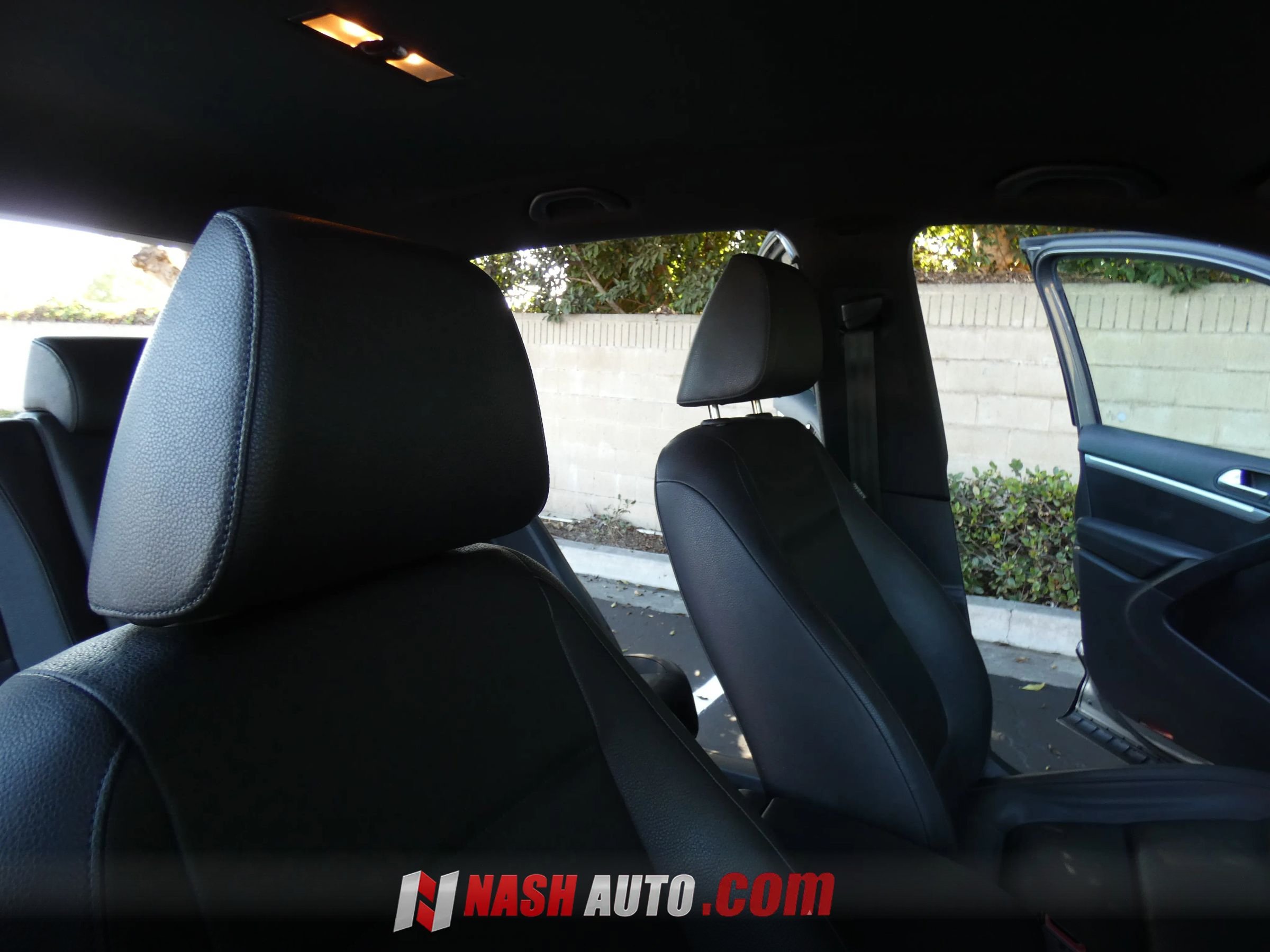 Used 2016 Volkswagen Tiguan R-Line FWD image 32