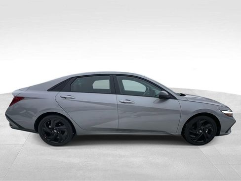New 2026 Hyundai Elantra Sport FWD image 5