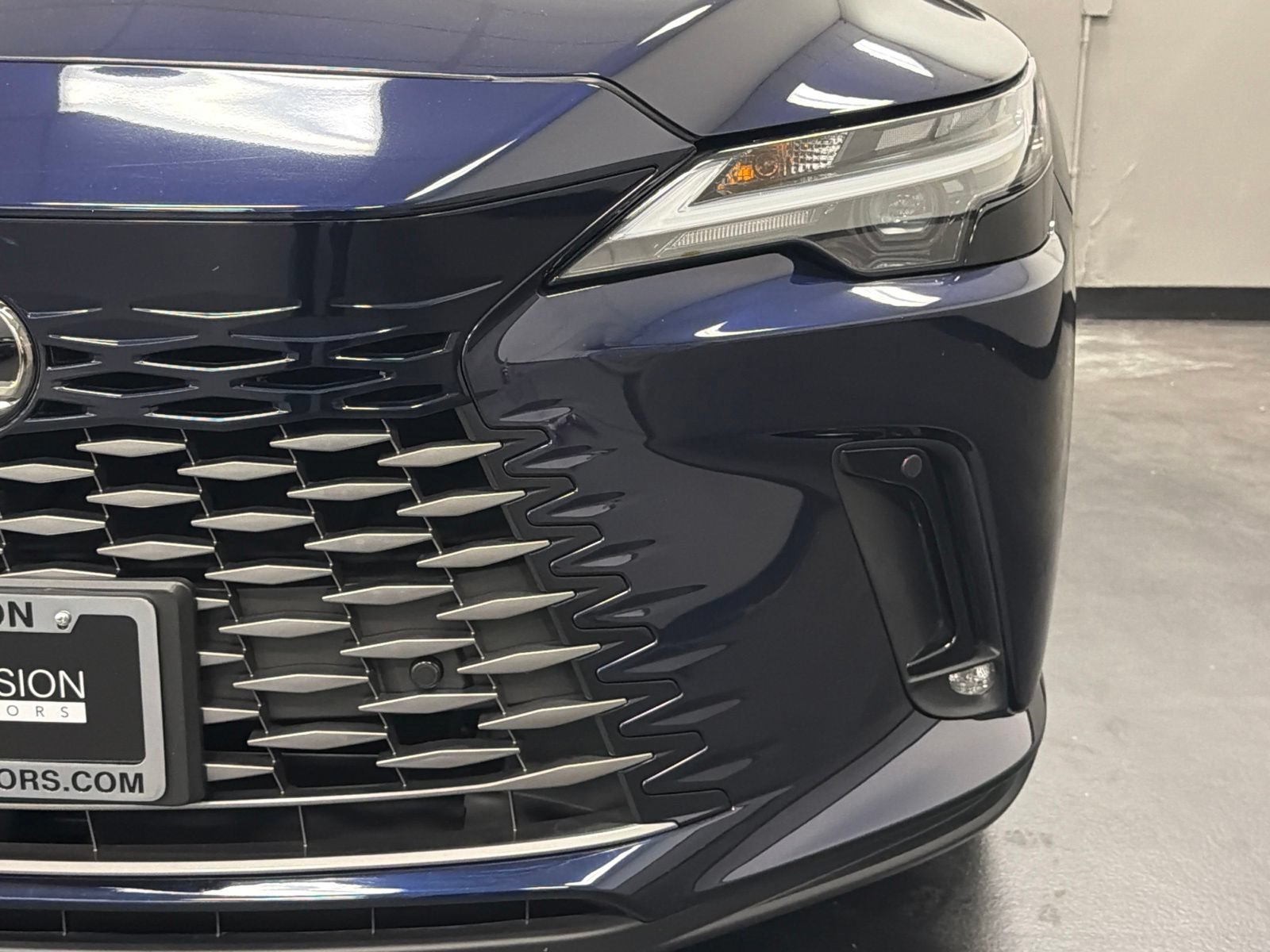 Used 2025 Lexus RX 350 FWD w/ Technology Package image 7