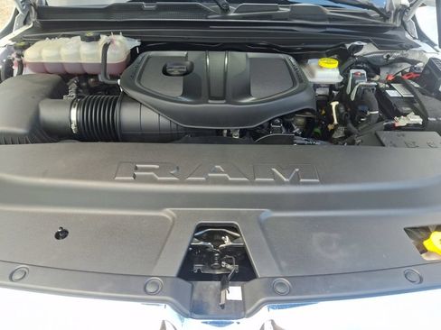 Used 2025 RAM 1500 Big Horn AWD/4WD image 27