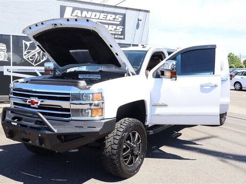 Used 2019 Chevrolet Silverado 3500 High Country w/ Duramax Plus Package AWD/4WD image 29