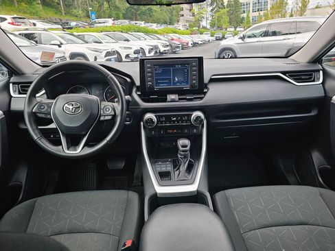 Used 2022 Toyota RAV4 XLE w/ Convenience Package AWD/4WD image 20