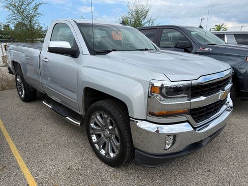 Used 2017 Chevrolet Silverado 1500 LT w/ LT Convenience Package AWD/4WD image 1