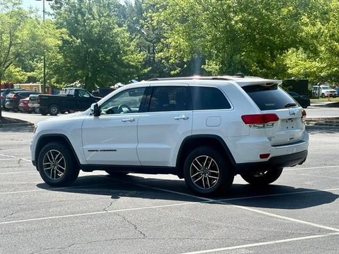Used 2019 Jeep Grand Cherokee Limited AWD/4WD image 4