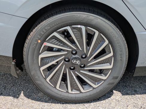 New 2026 Hyundai Sonata SEL FWD image 11