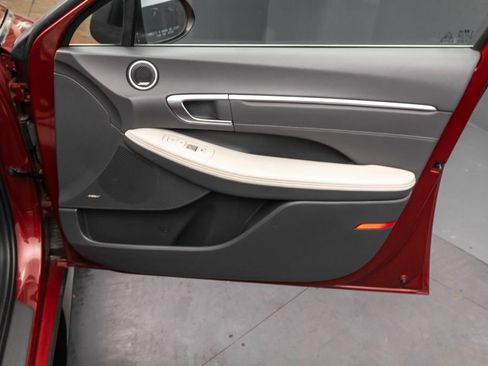 Certified 2023 Hyundai Sonata Limited w/ Cargo Package image 37