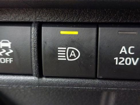 Used 2024 Toyota Sienna XSE w/ XSE Plus Package AWD/4WD image 41
