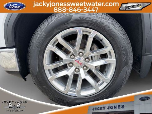 Used 2022 GMC Sierra 1500 SLE w/ Preferred Package AWD/4WD image 9