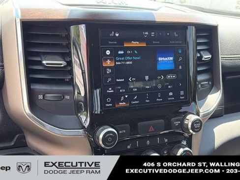 Used 2022 RAM 2500 Laramie AWD/4WD image 16