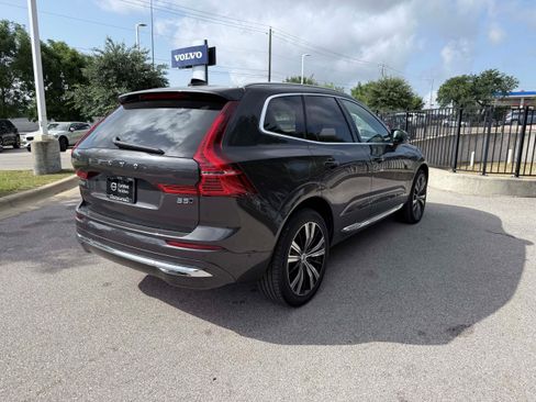 Certified 2023 Volvo XC60 B5 Plus AWD/4WD image 6
