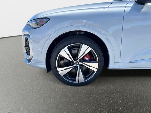 New 2025 Audi SQ5 Premium Plus image 10