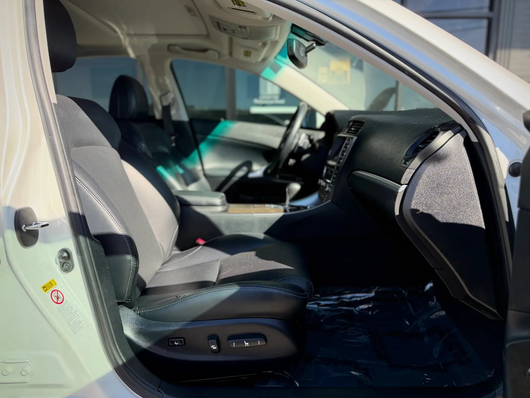 Used 2012 Lexus IS 250 w/ Premium Pkg Value Edition RWD image 19