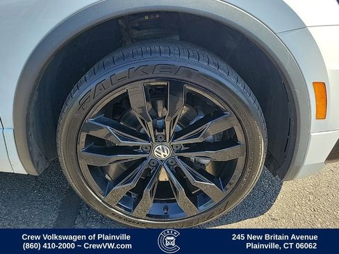 Used 2021 Volkswagen Tiguan SE R-Line AWD/4WD image 20