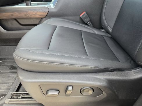 Used 2026 GMC Sierra 1500 SLT AWD/4WD image 26