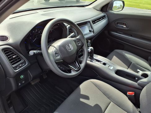 Certified 2022 Honda HR-V LX image 11