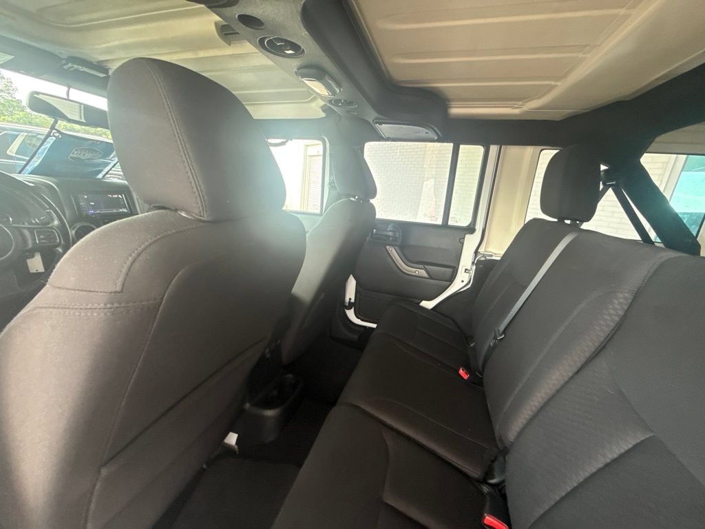 Used 2018 Jeep Wrangler Unlimited Sport S AWD/4WD image 40