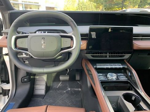 New 2026 Lincoln Nautilus Reserve image 20