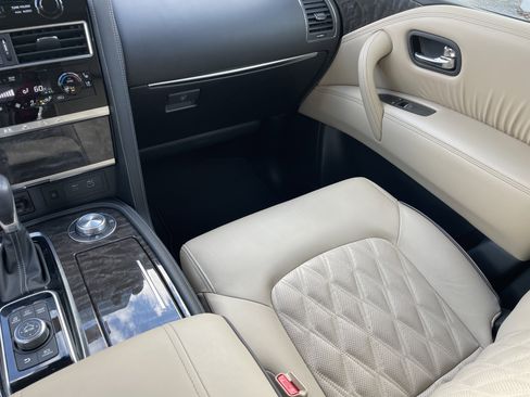 Used 2023 Nissan Armada Platinum w/ Captain's Chairs Package image 15