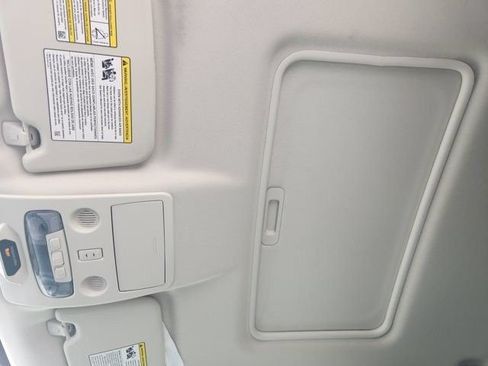 Used 2021 Ford EcoSport Titanium FWD image 26