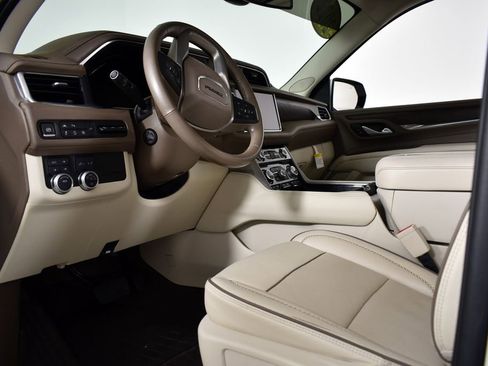 Used 2022 GMC Yukon Denali image 17