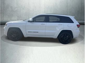 Used 2018 Jeep Grand Cherokee Altitude AWD/4WD video 2