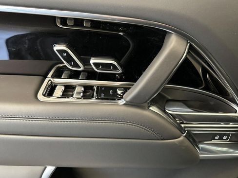 New 2026 Land Rover Range Rover SE AWD/4WD image 10