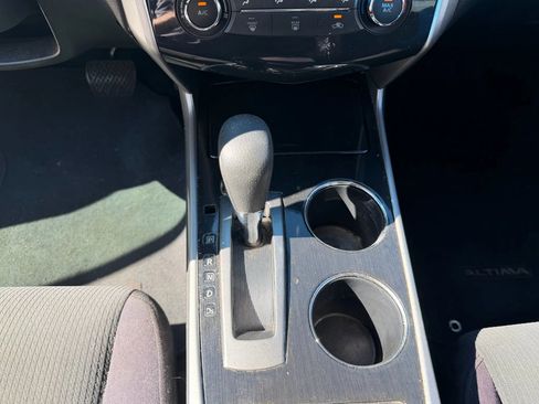 Used 2013 Nissan Altima 2.5 S image 19