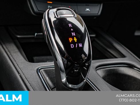 Used 2025 Cadillac XT4 Premium Luxury FWD image 35