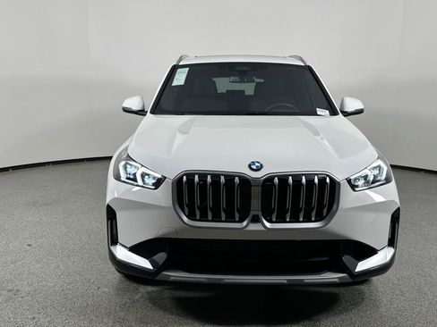 Used 2025 BMW X1 xDrive28i w/ Technology Package image 2