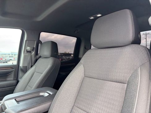 Used 2022 Chevrolet Silverado 1500 RST image 11