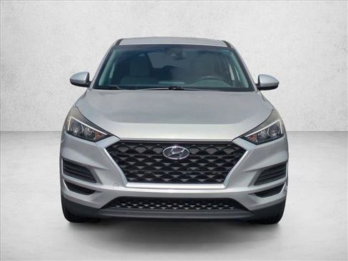 Used 2020 Hyundai Tucson SE image 2