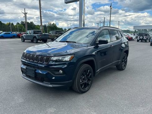 New 2026 Jeep Compass Latitude AWD/4WD image 1