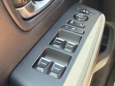 Used 2023 Honda Pilot EX-L image 25