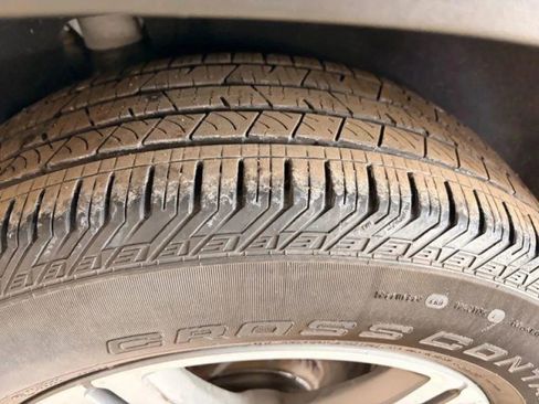 Used 2020 Mercedes-Benz GLC 300 4MATIC image 40