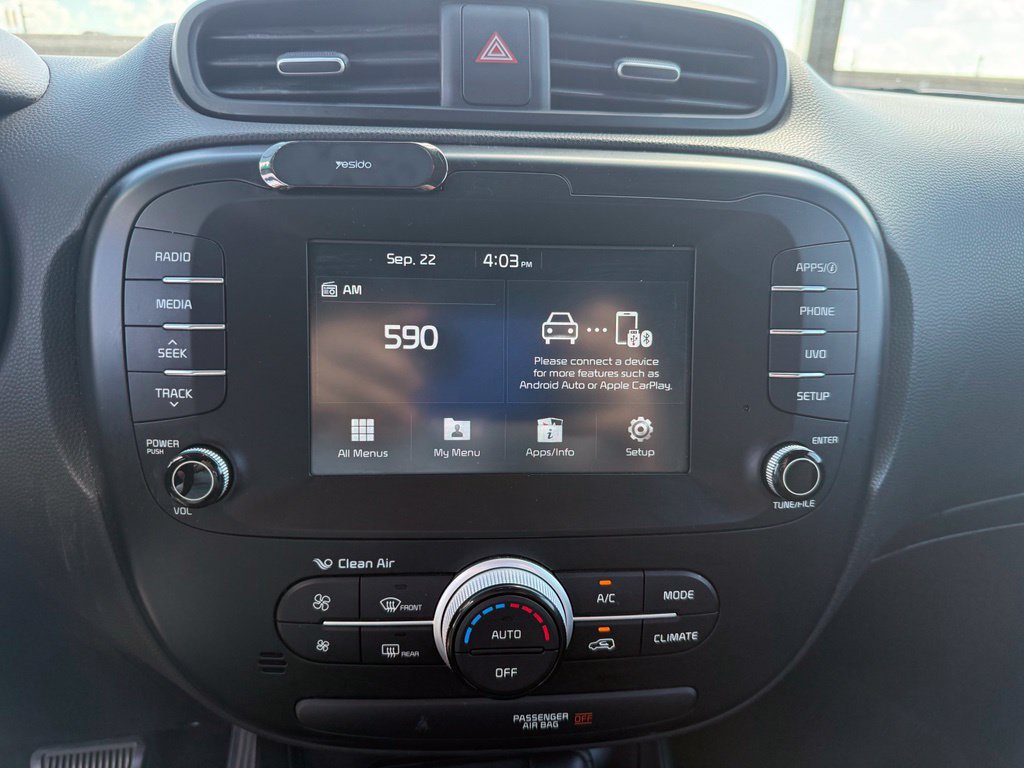 Used 2018 Kia Soul + FWD image 23