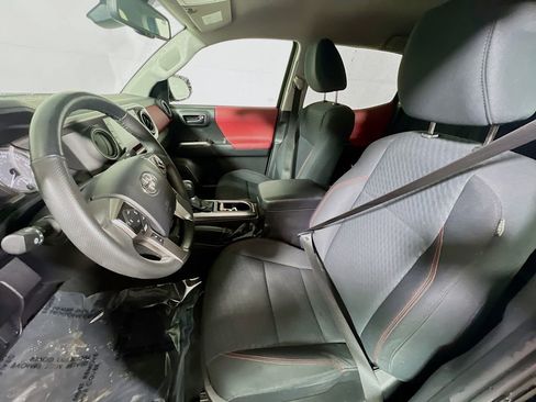 Certified 2023 Toyota Tacoma SR5 image 19