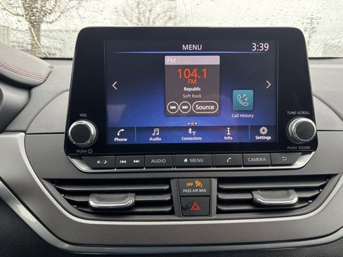 Used 2023 Nissan Altima 2.5 SR image 19