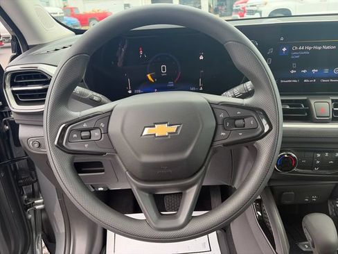 New 2026 Chevrolet TrailBlazer LS FWD image 14