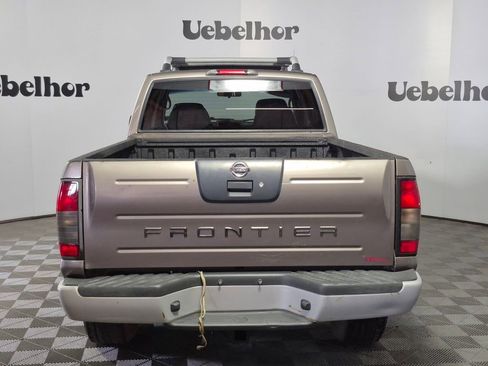 Used 2003 Nissan Frontier S/C image 6