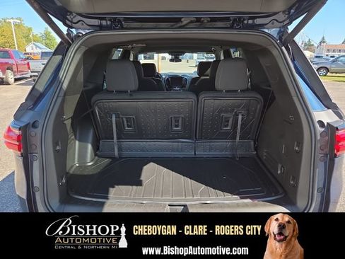 Used 2023 Chevrolet Traverse LT w/ LPO, Floor Liner Package AWD/4WD image 21