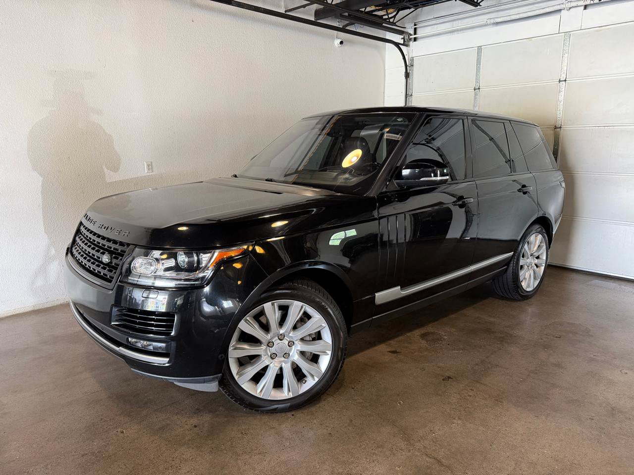 Used 2016 Land Rover Range Rover Supercharged AWD/4WD image 1
