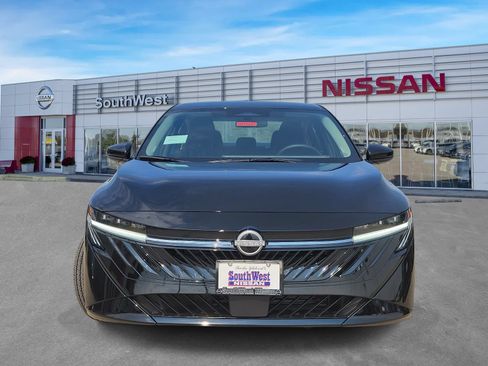 New 2027 Nissan Sentra S w/ Floor Mat Package FWD image 2