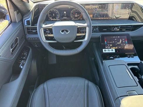 New 2026 INFINITI QX80 Autograph image 17