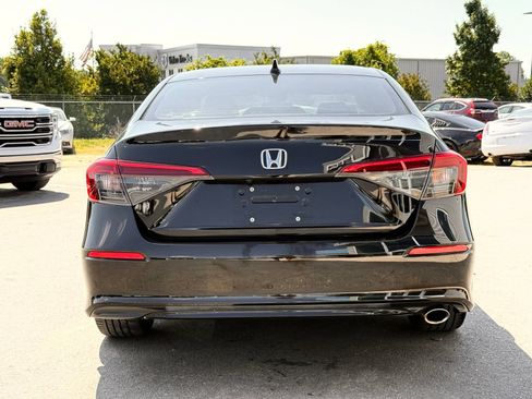 Used 2022 Honda Civic Sport image 9