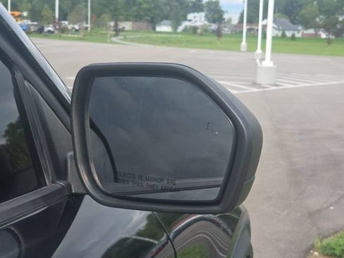 Used 2020 Ford Explorer XLT w/ Equipment Group 202A AWD/4WD image 6
