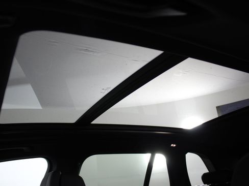 New 2026 BMW X5 xDrive40i w/ M Sport Package image 13