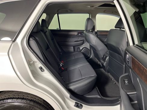 Used 2019 Subaru Outback 2.5i Limited image 15