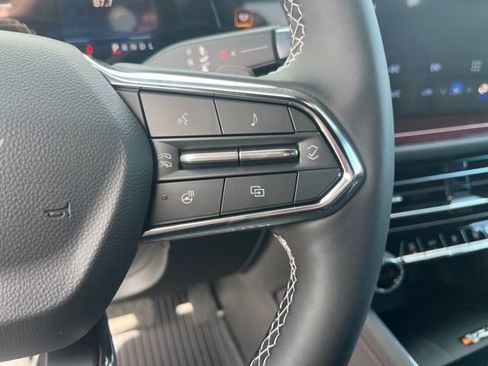 New 2026 Chevrolet Traverse Z71 w/ Driver Confidence Package image 27